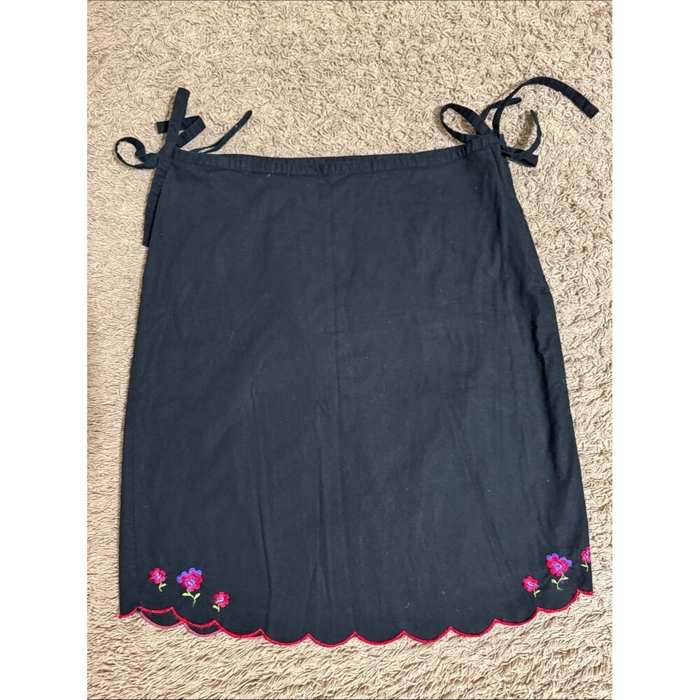 Y2K Delias Short Twill Skirt Floral Embroidery Waist Tie Scallop Hem size 8 Cute